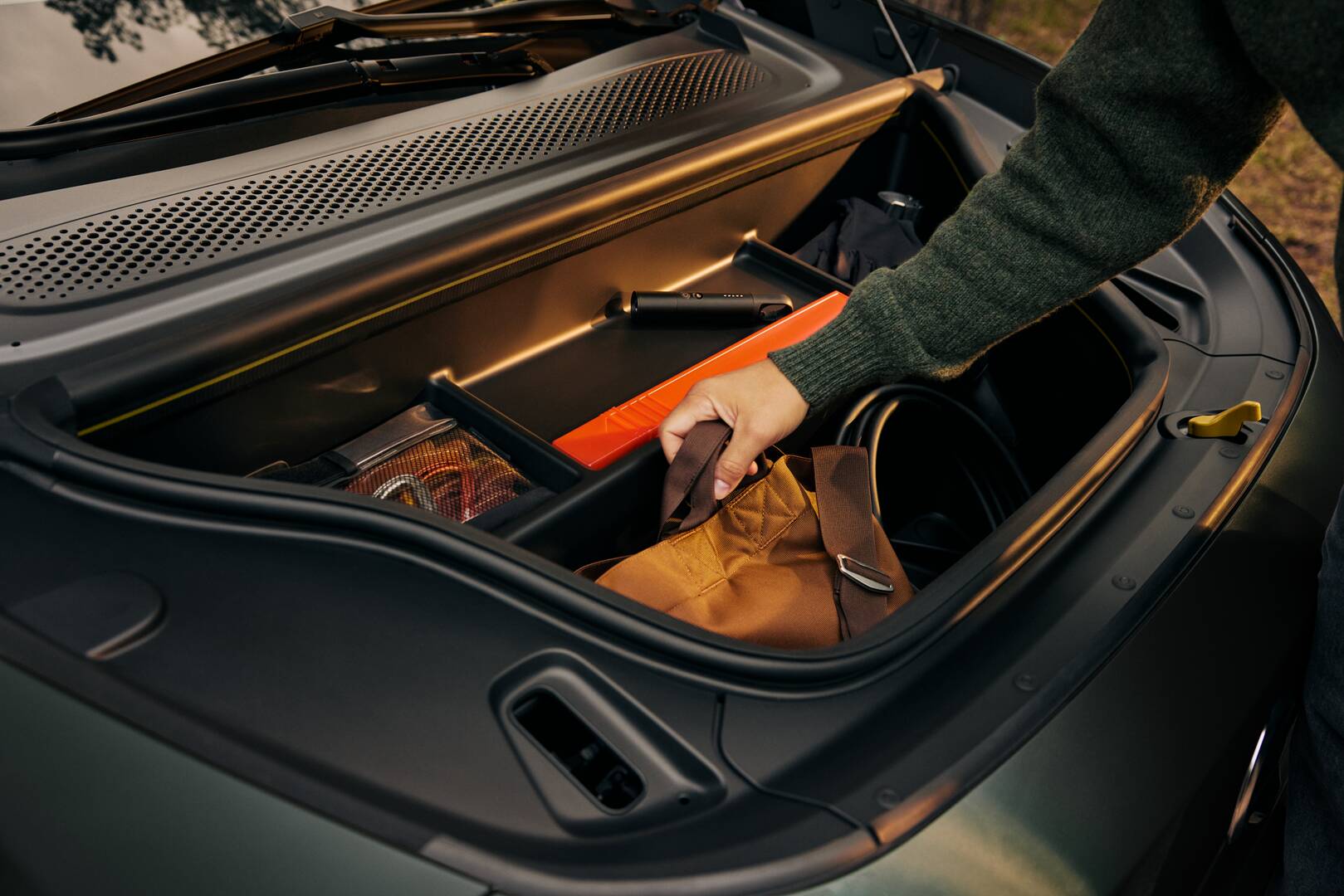 Frunk med oppbevaringsplass på Volvo EX60